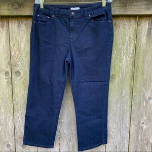 JACLYN SMITH Dark wash stretch denim cropped jeans capris five pocket classic